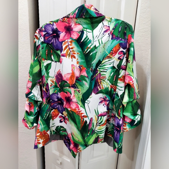 Gabriella Cigarette Suit BLAZER (Never Worn) - Picture 5 of 9